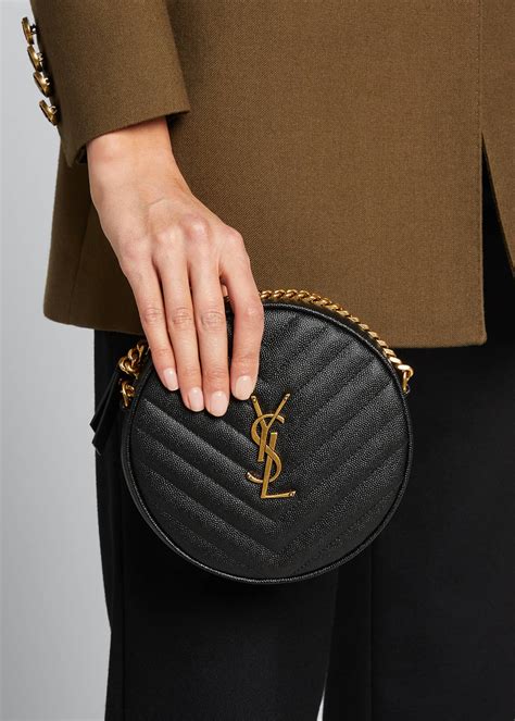 vinyle ysl round quilted grain de poudre crossbody bag|Vinyle YSL Round Quilted Grain de Poudre Crossbody Bag.